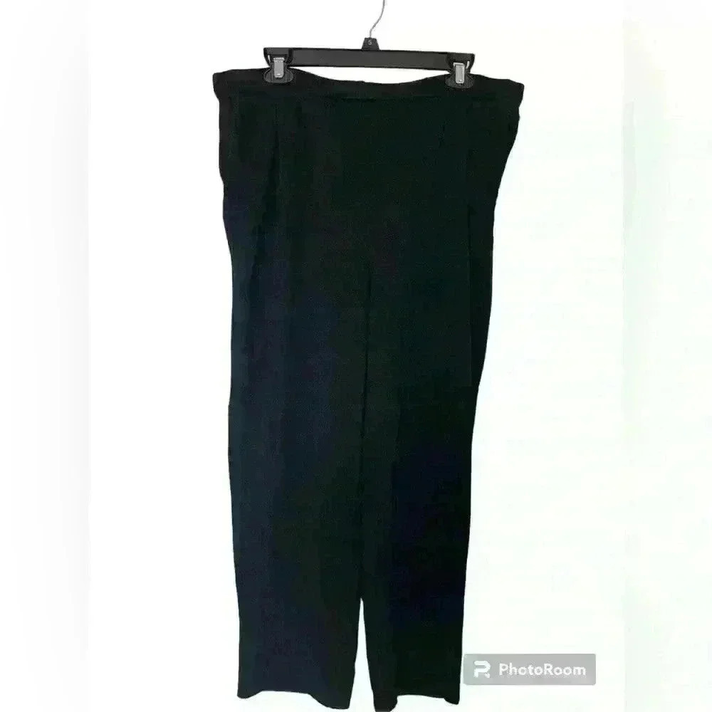 St. John knit petite pants